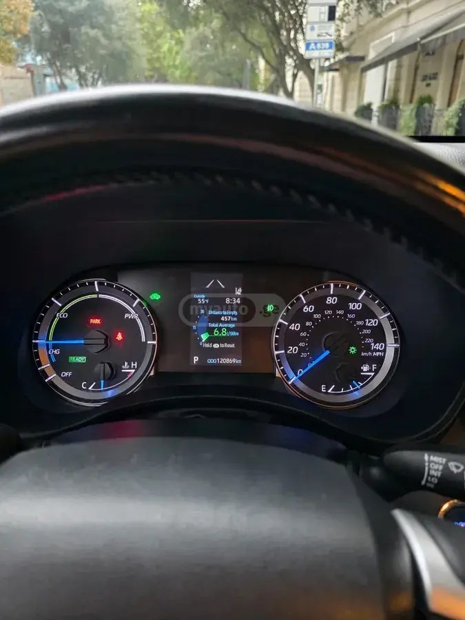 نمای دیگر تویوتا LE 4در چهار چرخ محرک CVT 2022