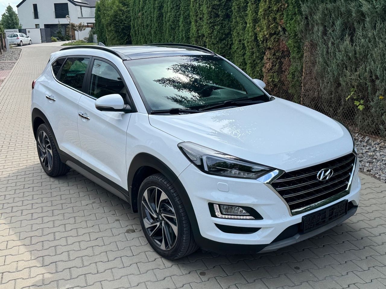هیوندای توسان 1.6 T-GDi Premium 4WD DCT