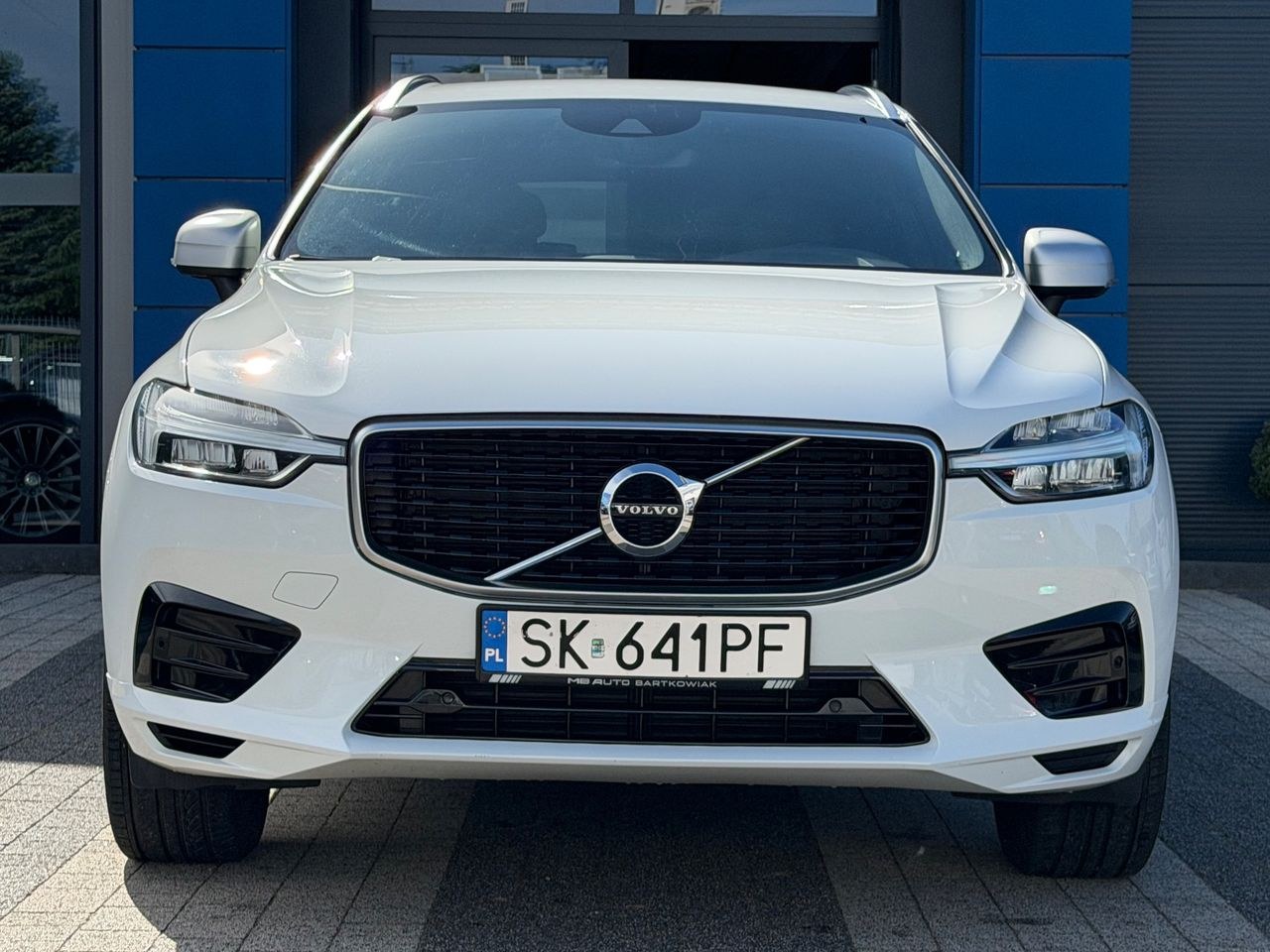 ولوو XC 60 D4 SCR AWD R-Design