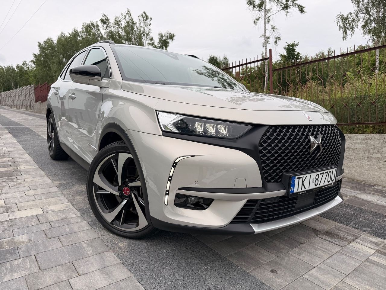 دیاس اتومبیل DS 7 کراسبک 1.6 E-Tense پرفورمنس لاین +