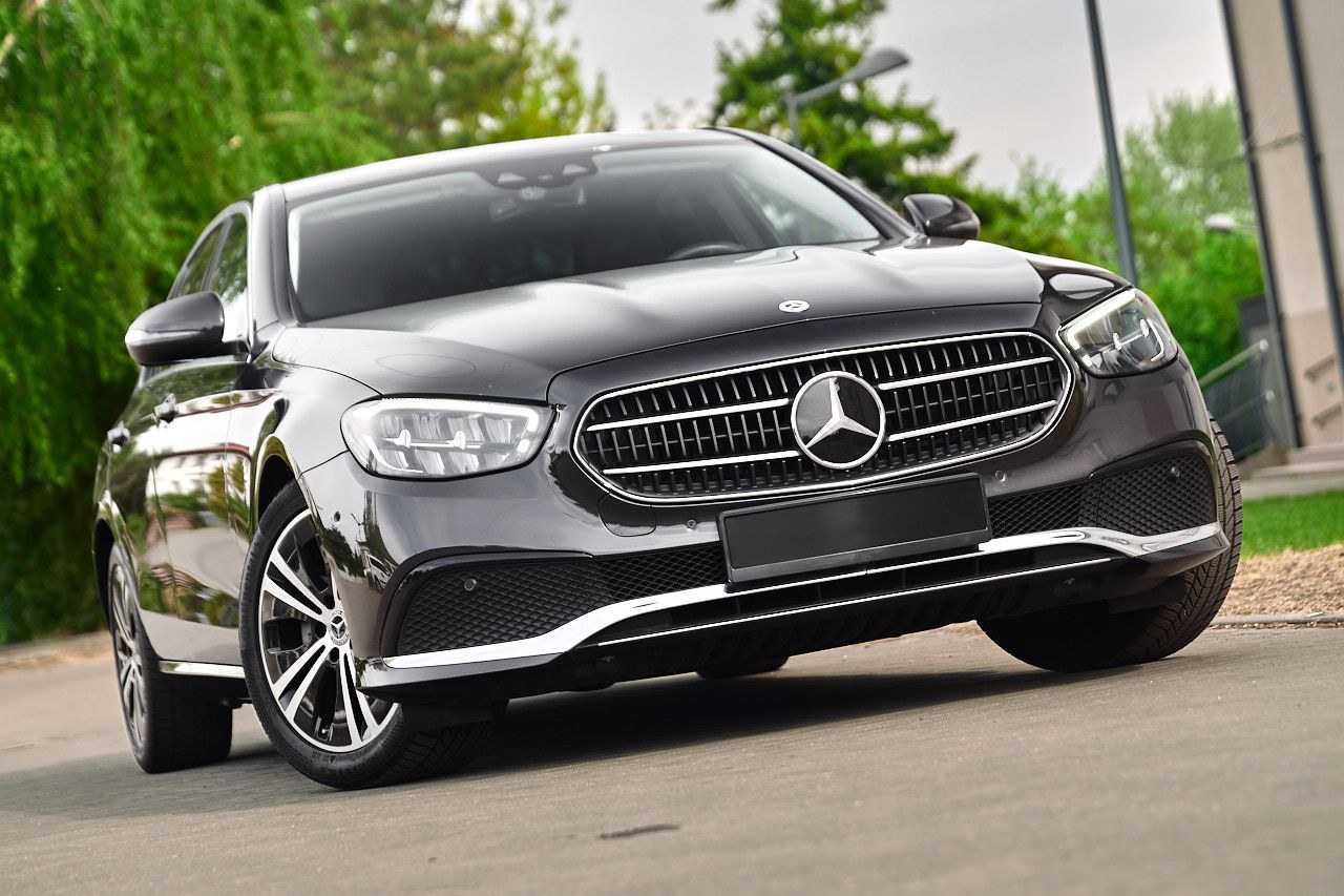 مرسدس بنز کلاس E 220 d 9G-TRONIC