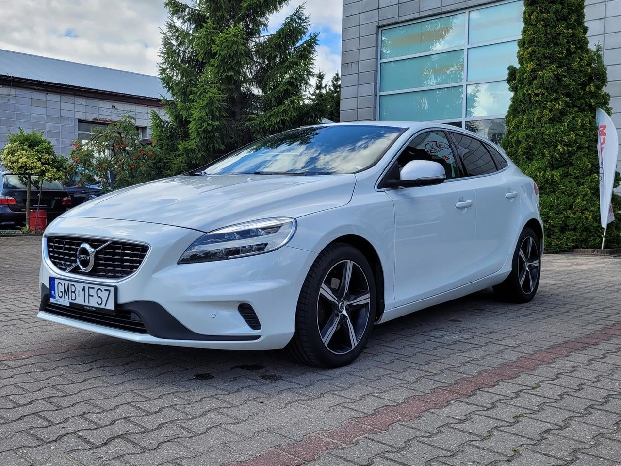 ولوو V40 D2 RDesign