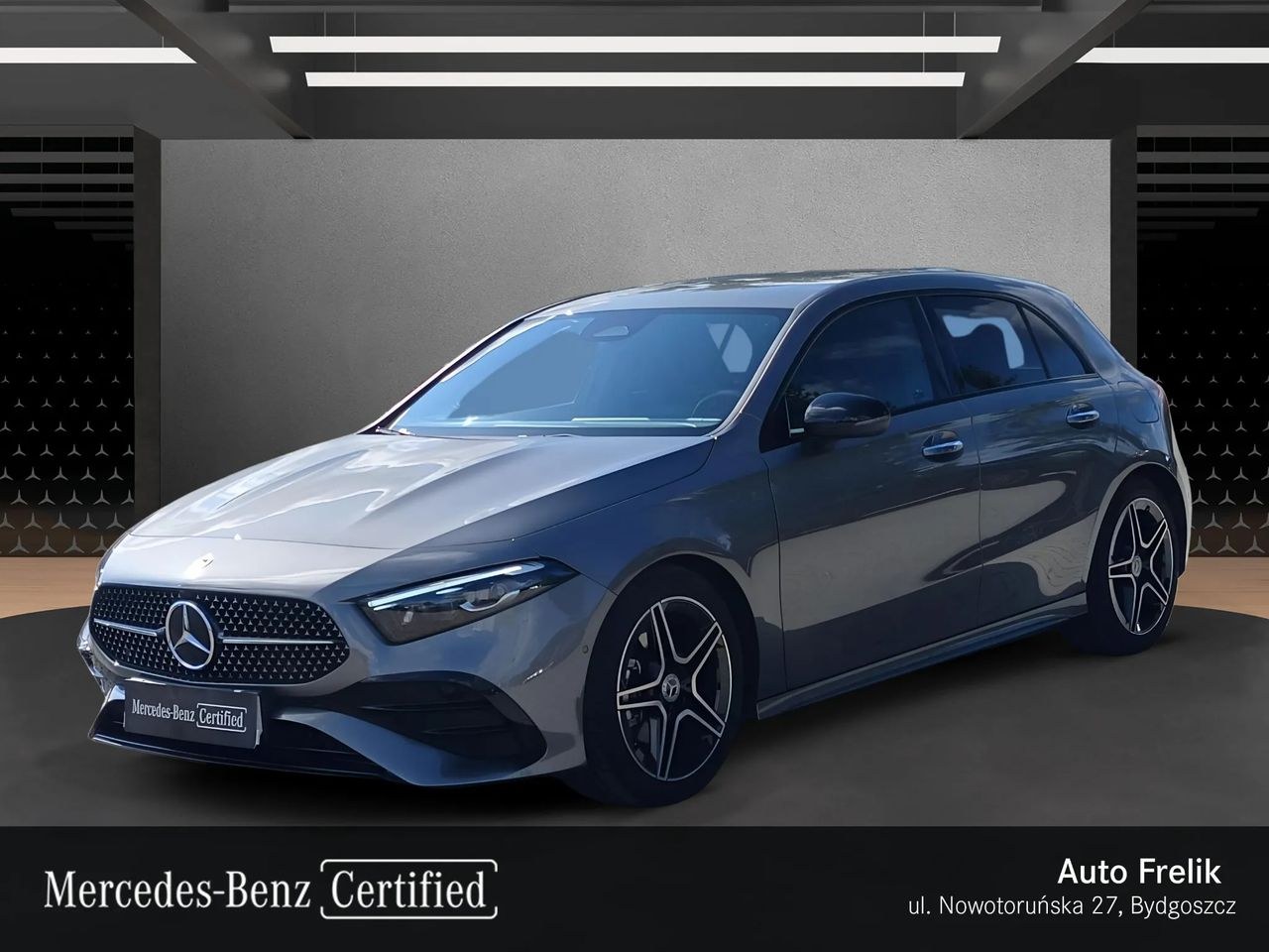مرسدس بنز کلاس A 200 AMG Line 7G-DCT