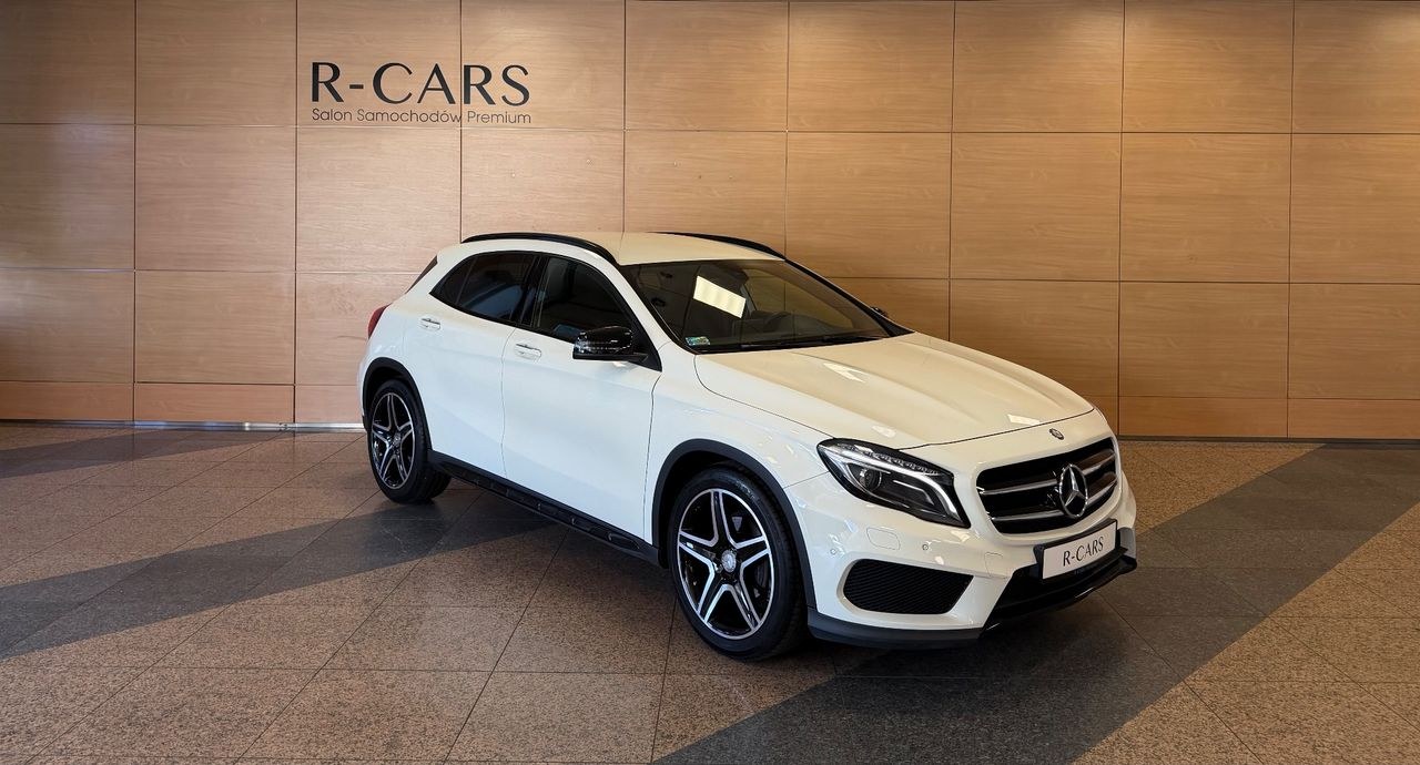 مرسدس بنز GLA 200 7G-DCT AMG Line