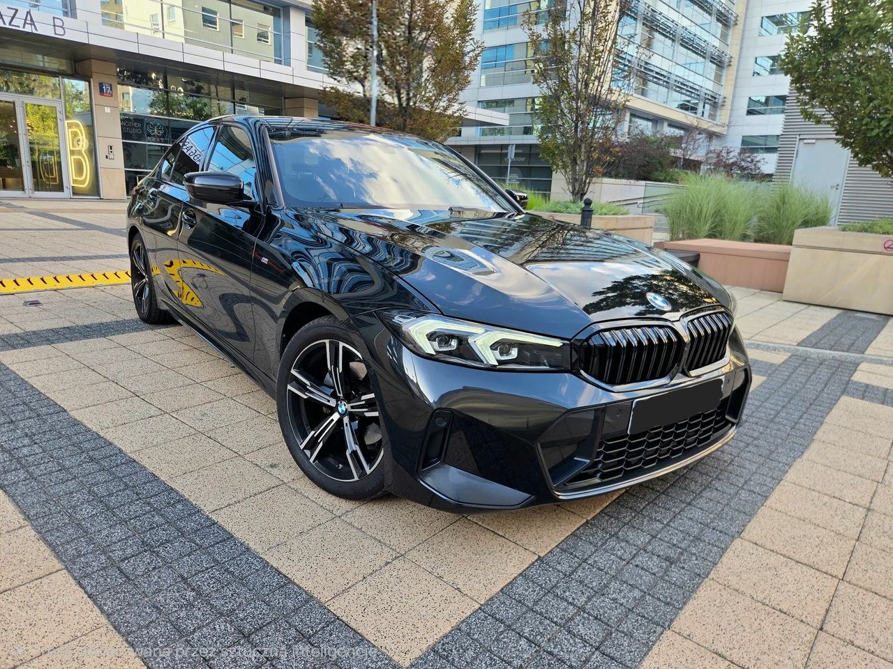 بی ام و سری 3 320d xDrive MHEV ام اسپورت اسپورت