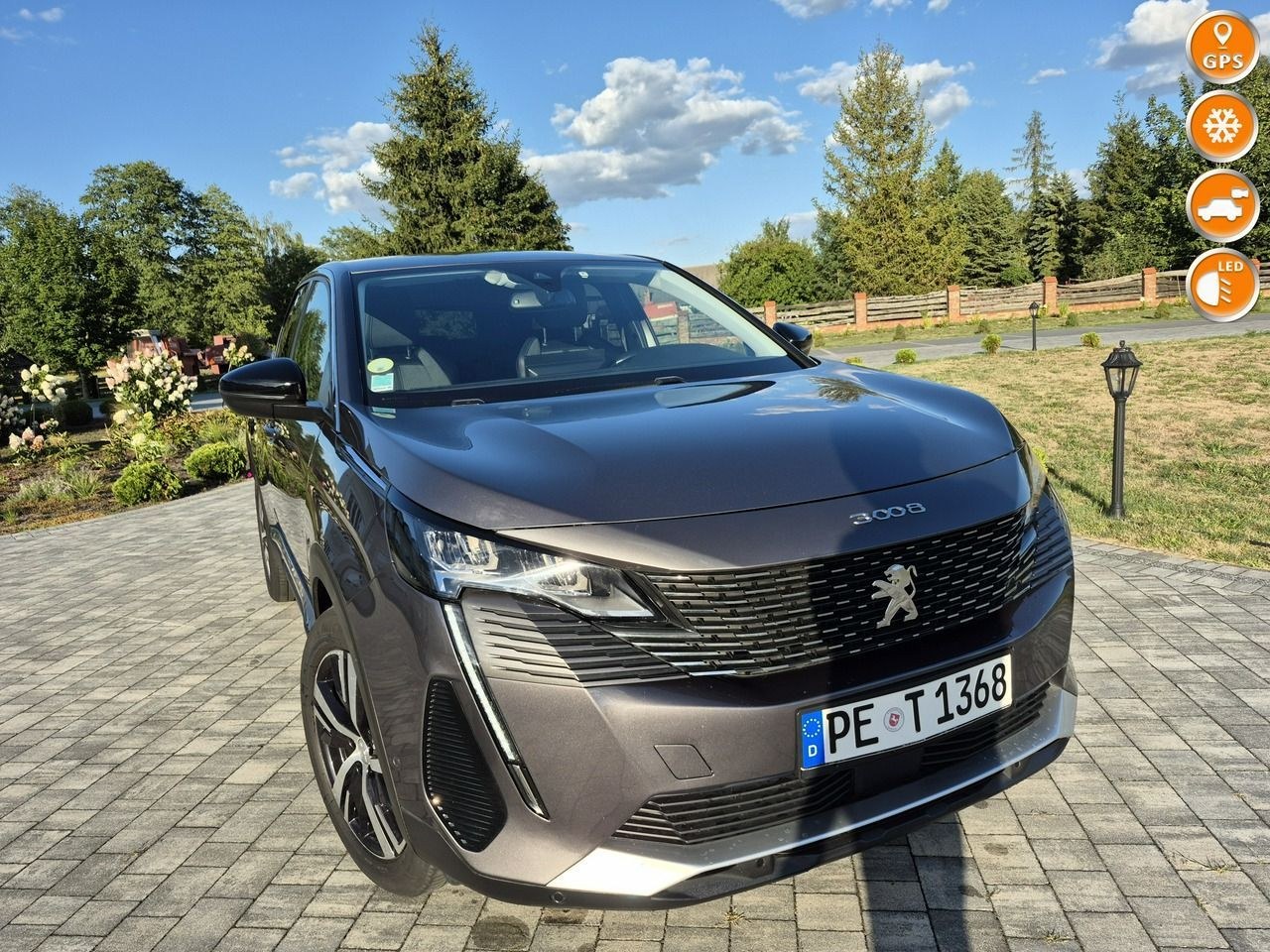 پژو 3008