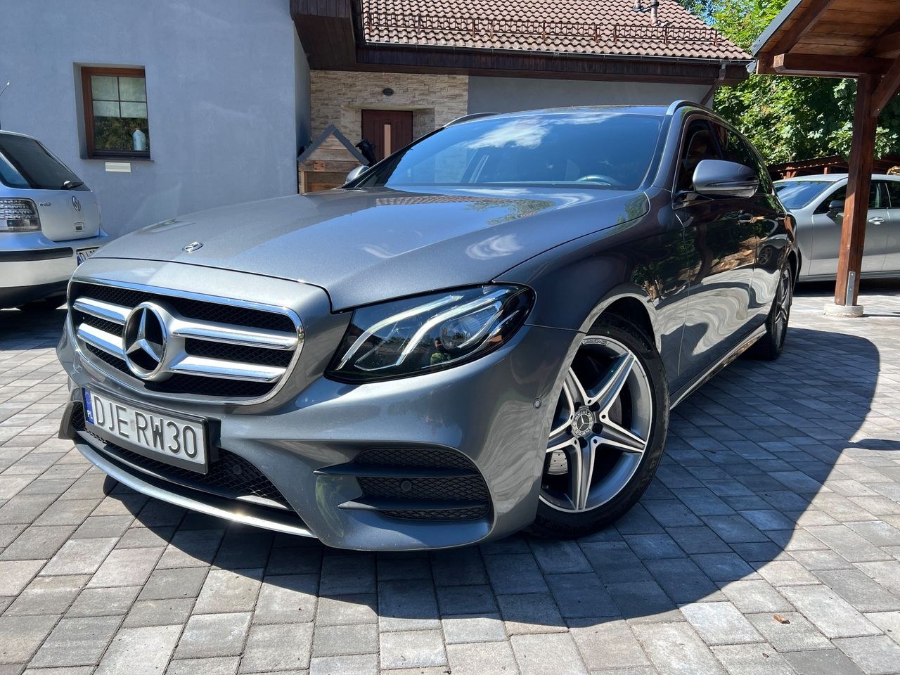 مرسدس بنز کلاس E 200 d 9G-TRONIC AMG Line