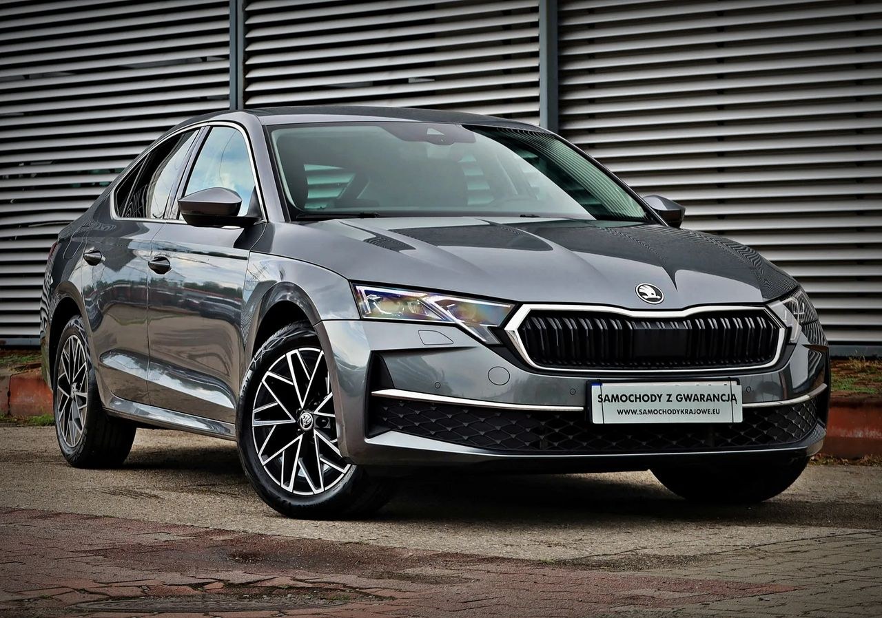 اشکودا اکتاویا 2.0 TDI سلکشن DSG