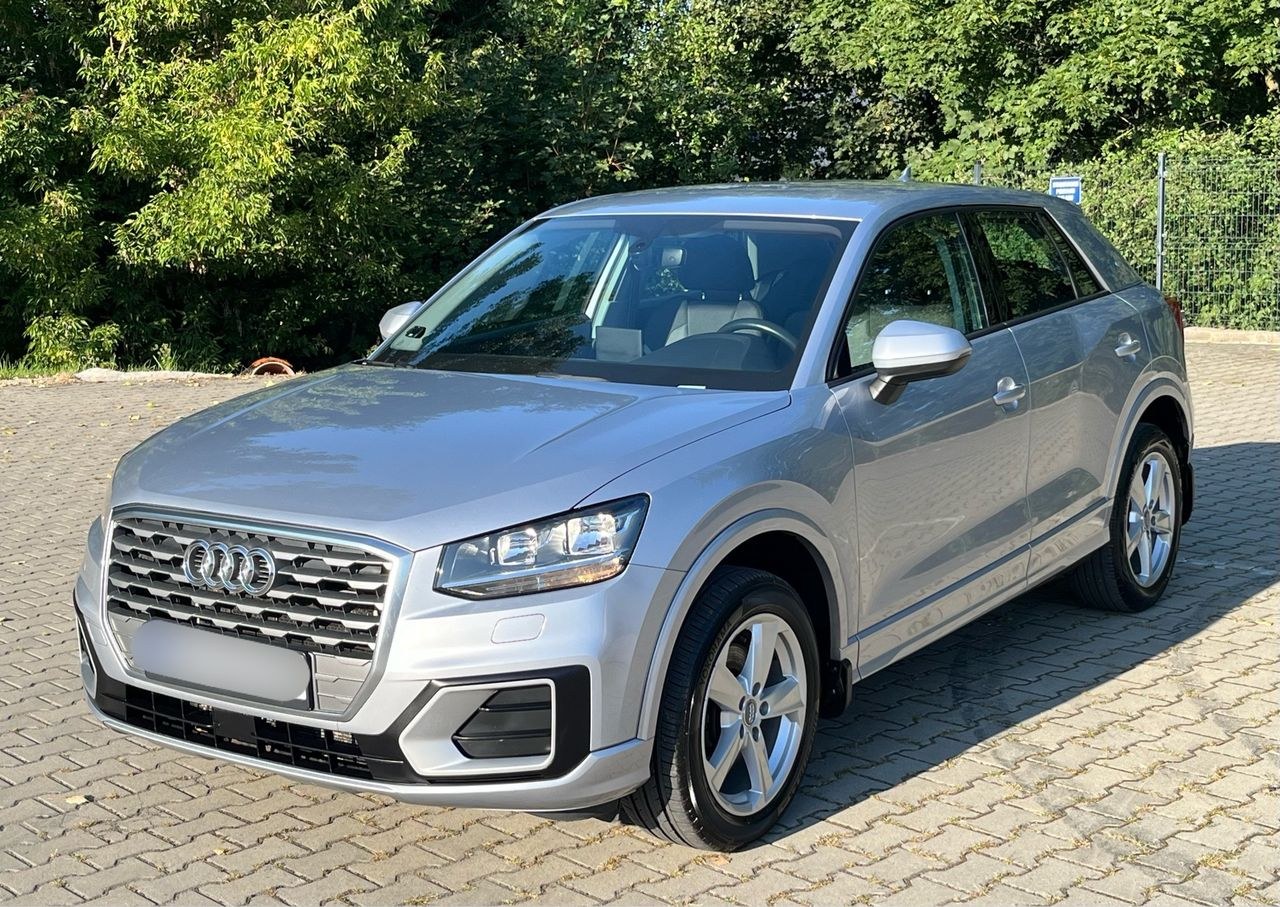 آئودی Q2 1.4 TFSI CoD اس ترونیک