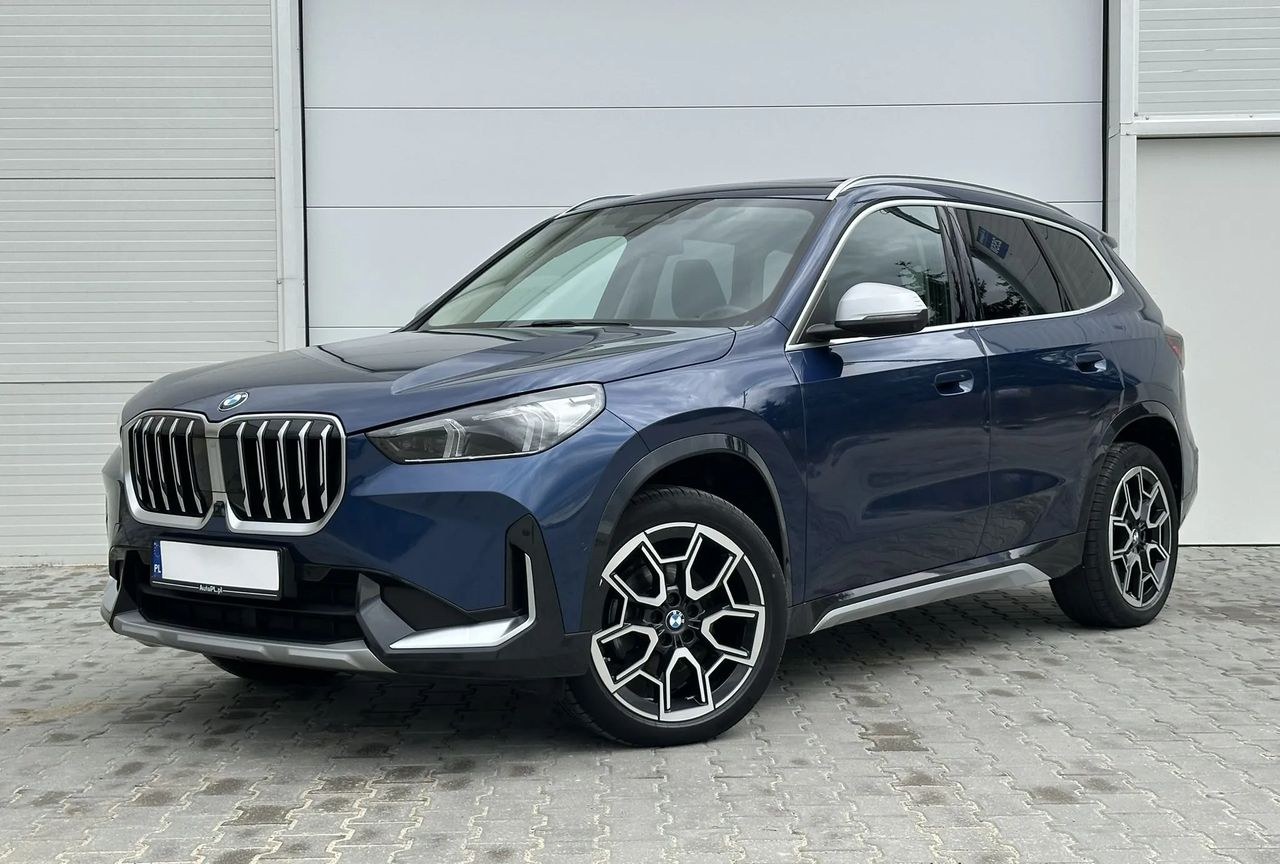بی ام و X1 xDrive20d mHEV xLine