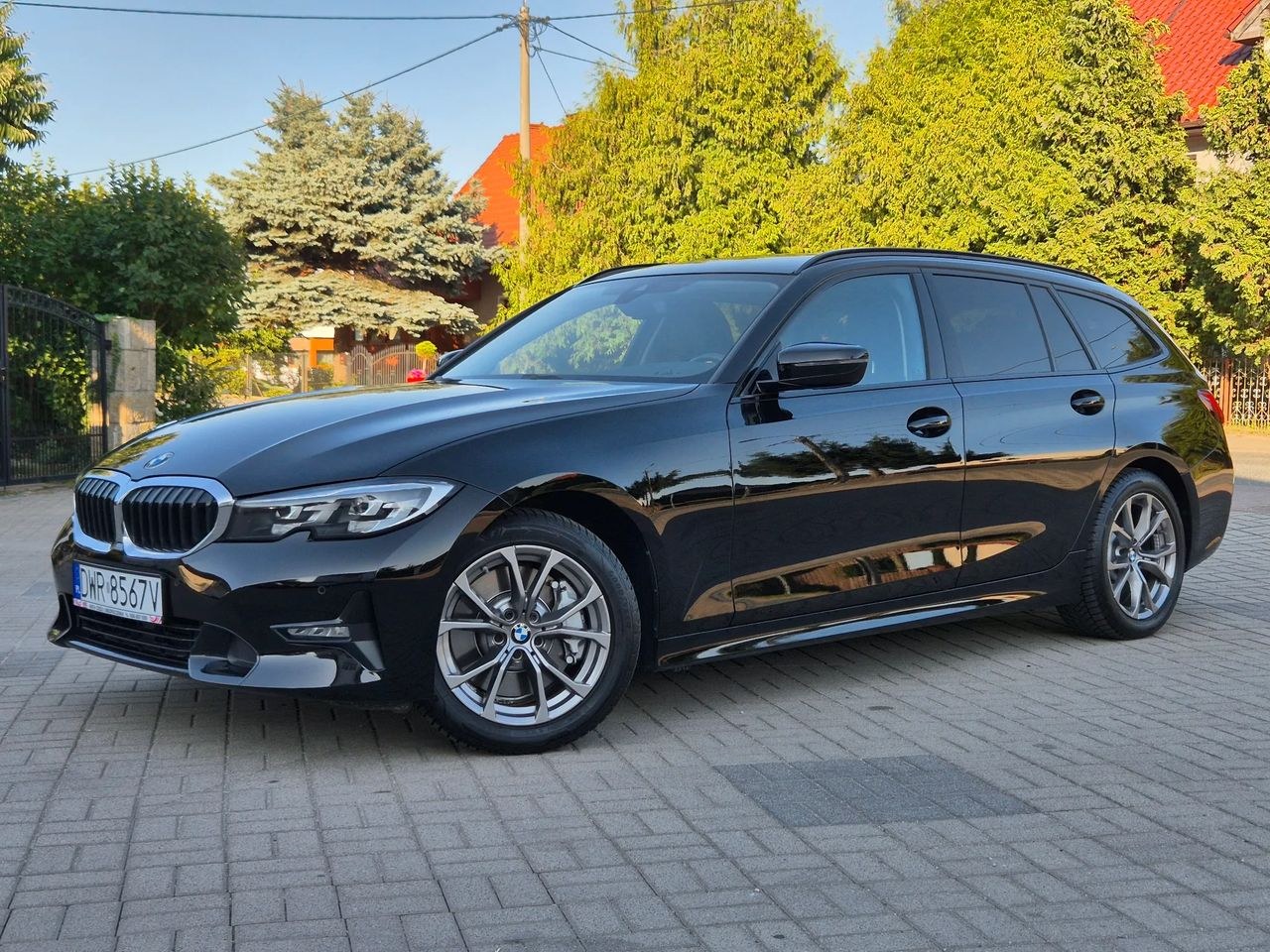 بی ام و سری 3 330i اسپورت لاین
