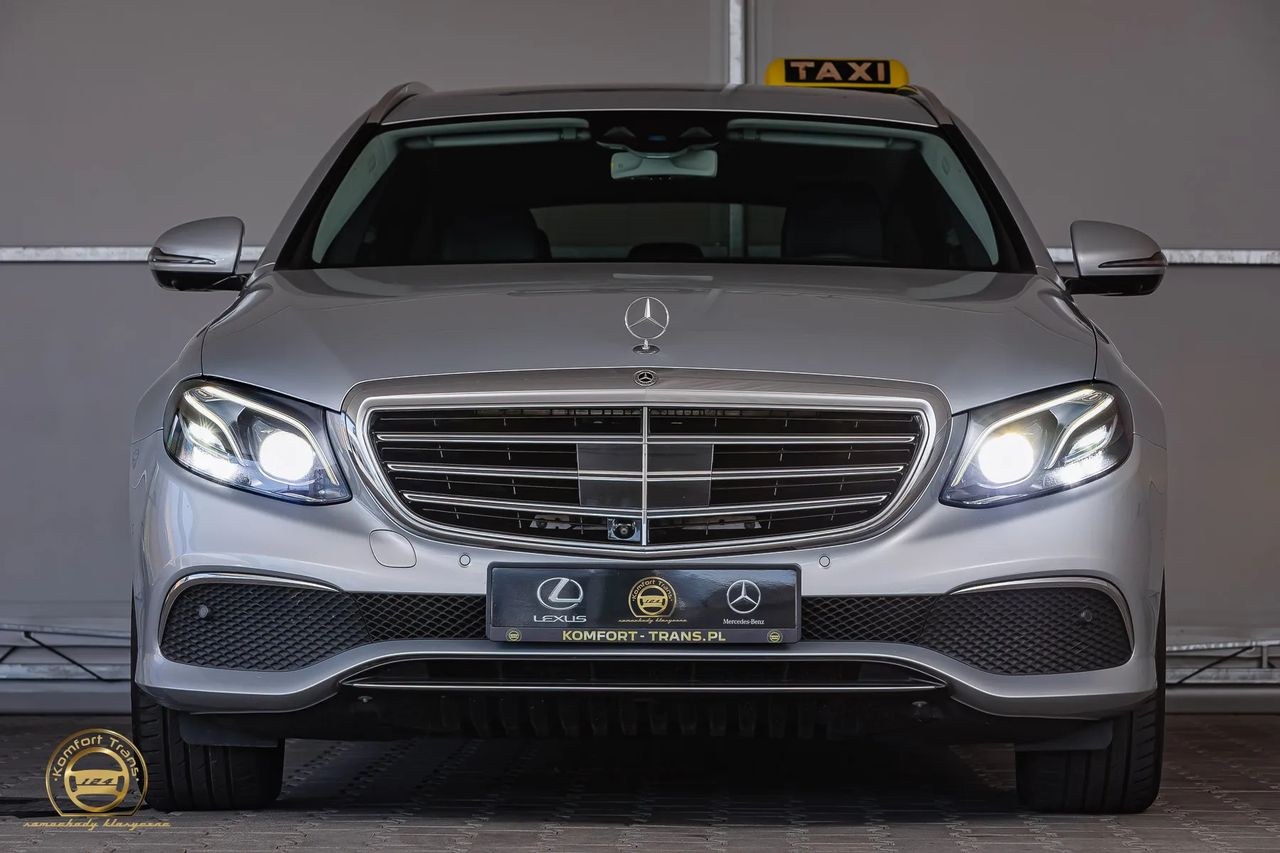 مرسدس بنز کلاس E 220 d 4-Matic 9G-TRONIC