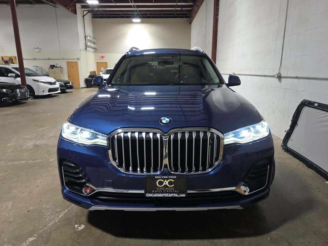 بی ام و X7 xDrive40i