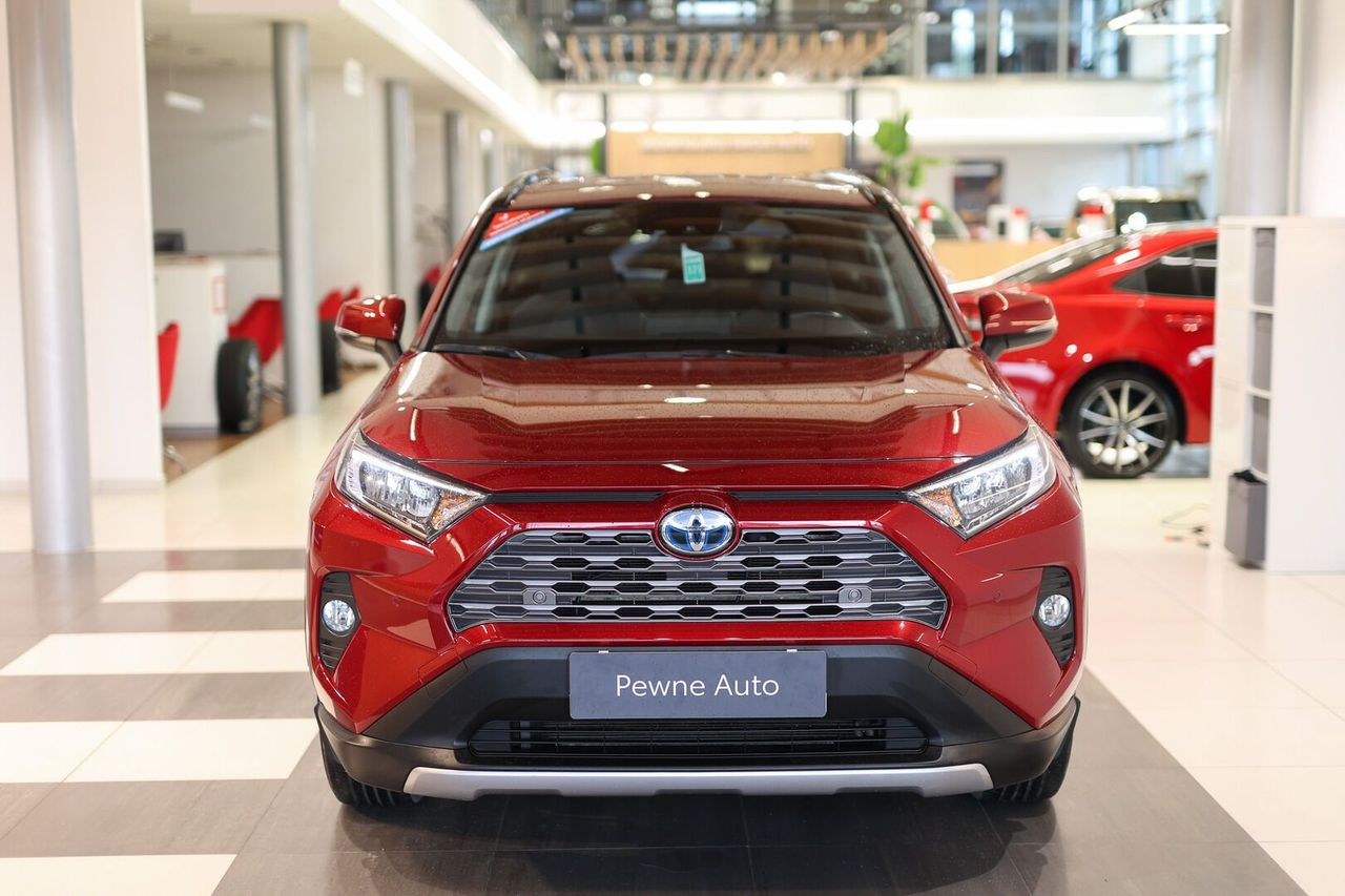 تویوتا RAV4 2.5 هیبرید کامفورت 4x4