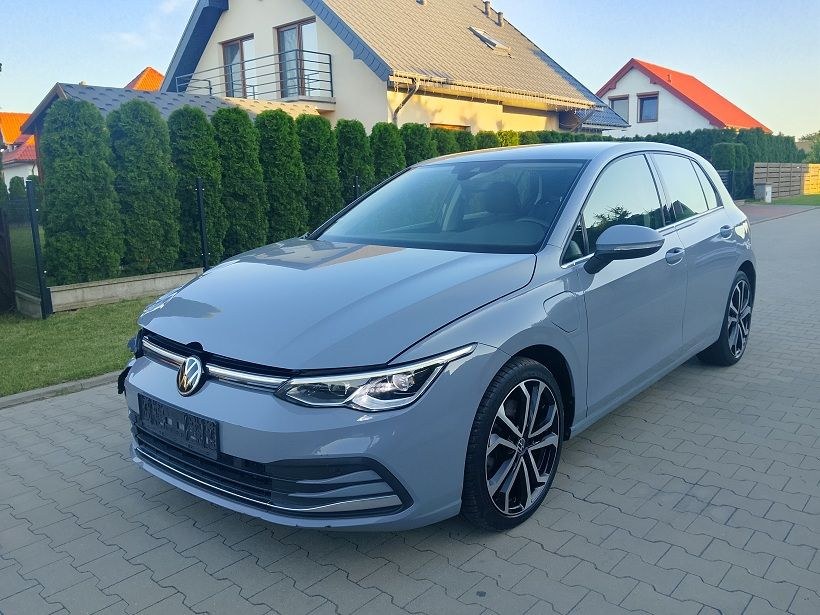 فولکس واگن گلف 1.4 GTE پلاگین هیبرید DSG