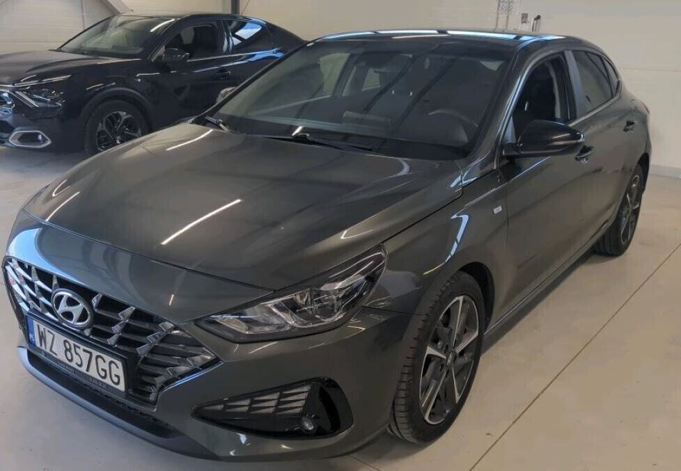 هیوندای i30
