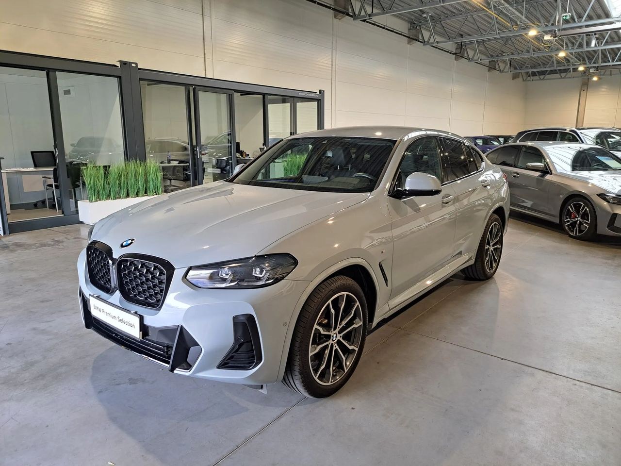 بی ام و X4 xDrive20d mHEV ام اسپرت اسپرت