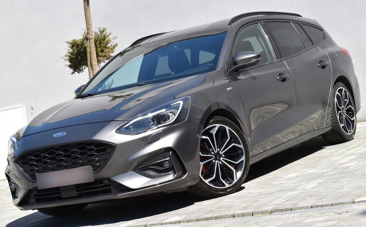 فورد فوکوس 1.5 EcoBlue Start-Stopp-System ST-LINE