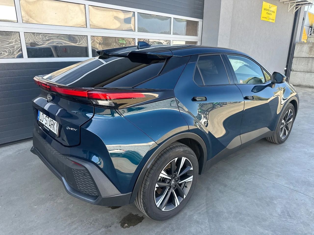 تویوتا C-HR 1.8 Hybrid استایل