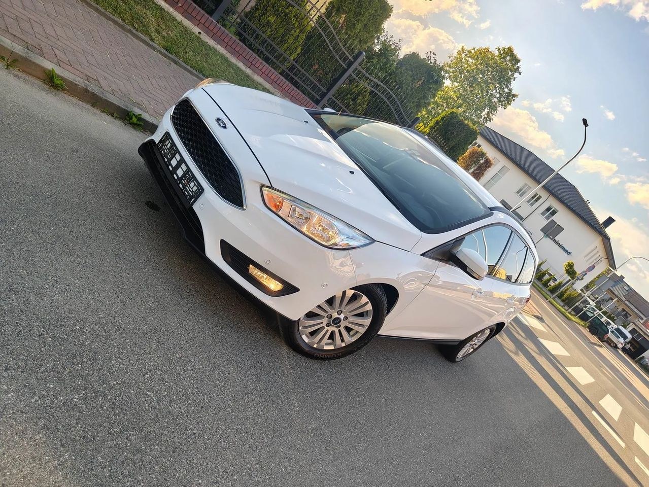 فورد فوکوس 1.5 EcoBoost Start-Stopp-System ACTIVE