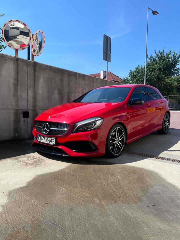 مرسدس بنز کلاس A 180 7G-DCT AMG Line