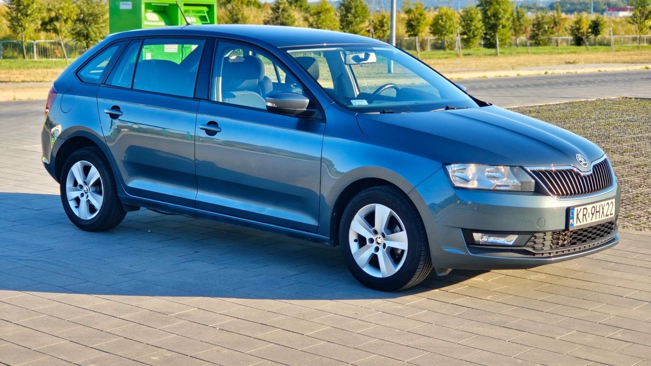 اشکودا راپید 1.0 TSI امبیشن