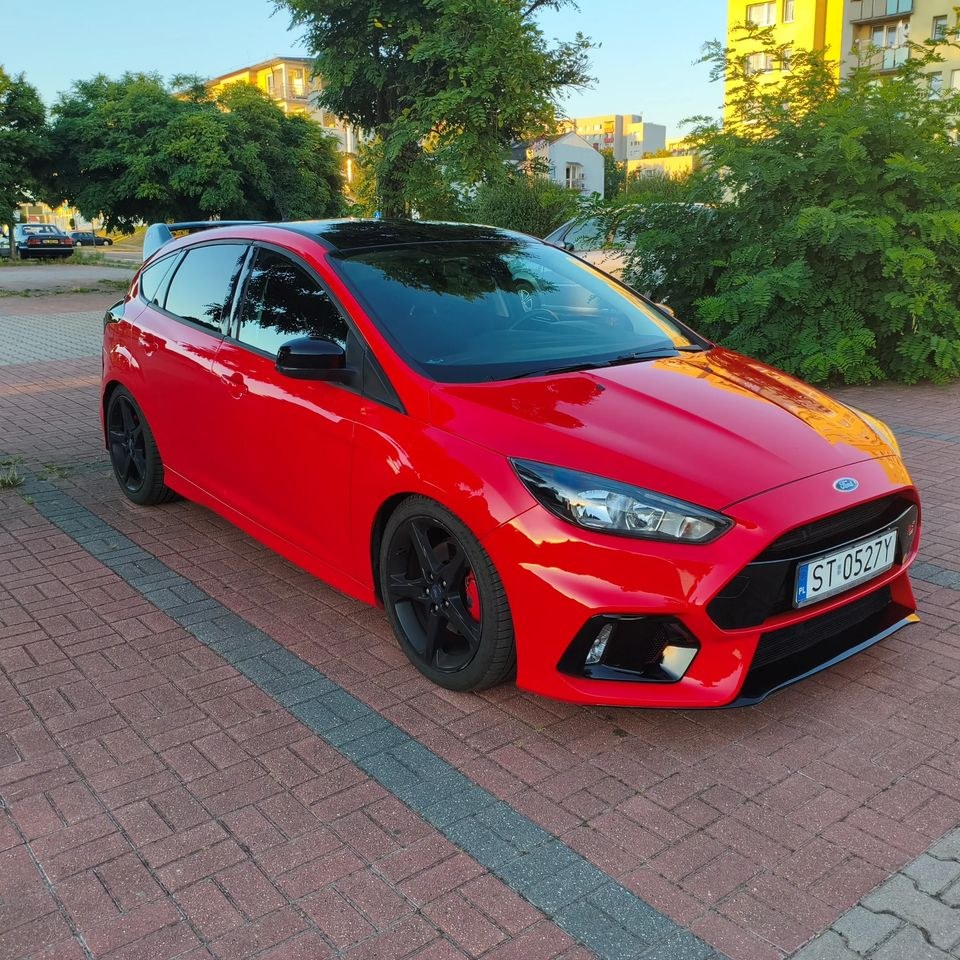 فورد Focus 1.5 EcoBoost ST-Line Red ASS
