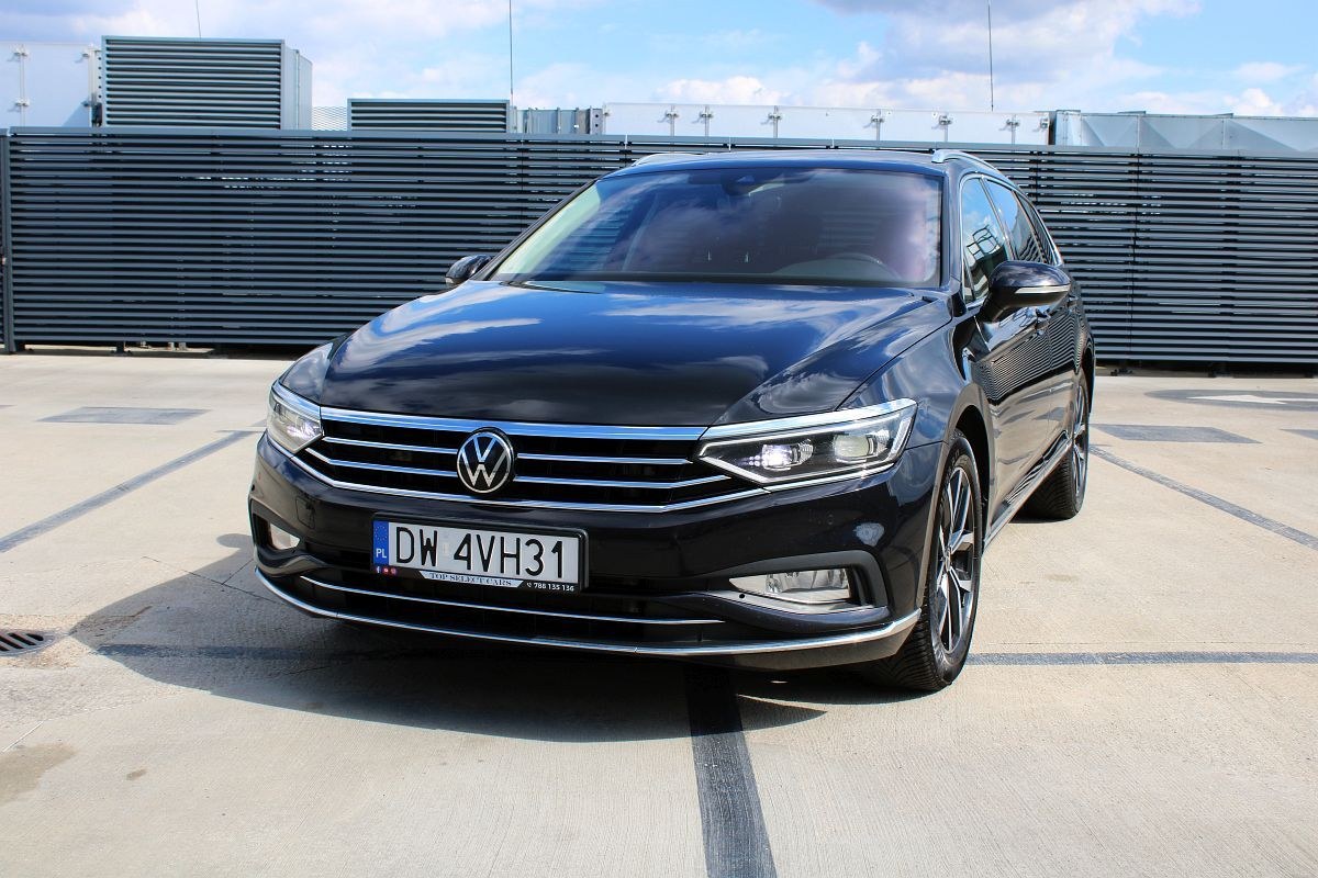 فولکس واگن پاسات 2.0 TSI الگانس DSG