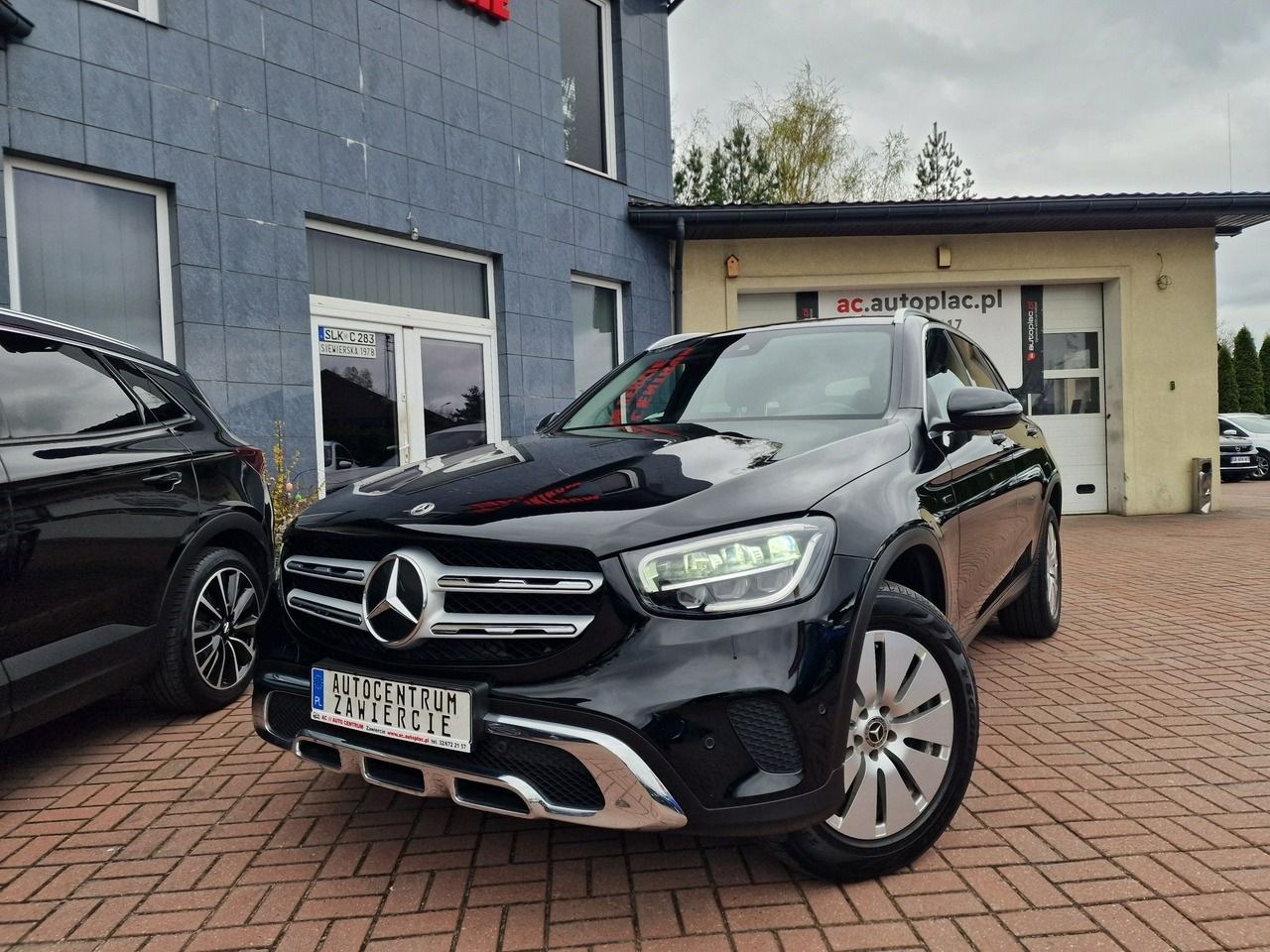 مرسدس بنز GLC 300 e PHEV 4-Matic آوانگارد