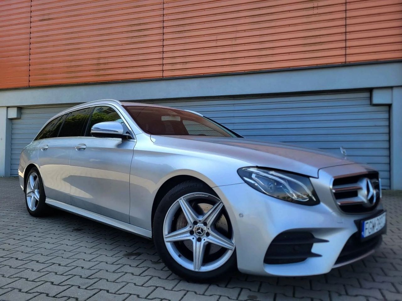 مرسدس بنز کلاس E 220 d 9G-TRONIC AMG لاین