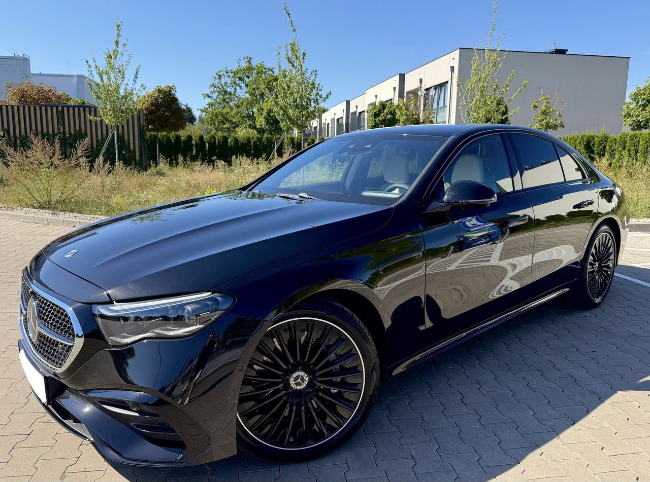 مرسدس بنز کلاس E 220 d 4-Matic AMG