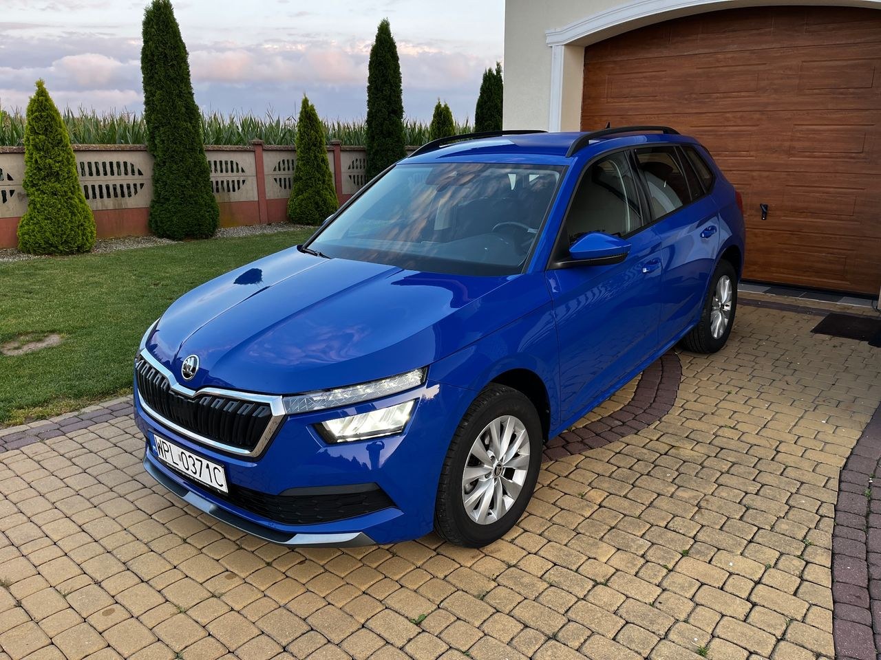 اشکودا کامیق 1.0 TSI امبیشن