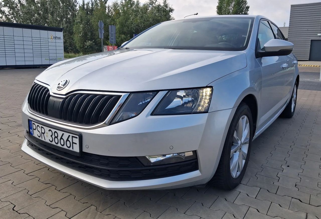 اشکودا اکتاویا 1.0 TSI GPF امبیشن