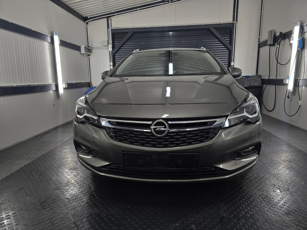 اوپل آسترا 1.6 CDTI DPF ecoFLEX Start/Stop Exklusiv
