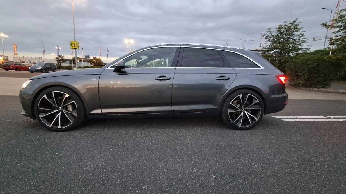 آئودی A4 آوانت 2.0 TDI اس ترونیک کواترو