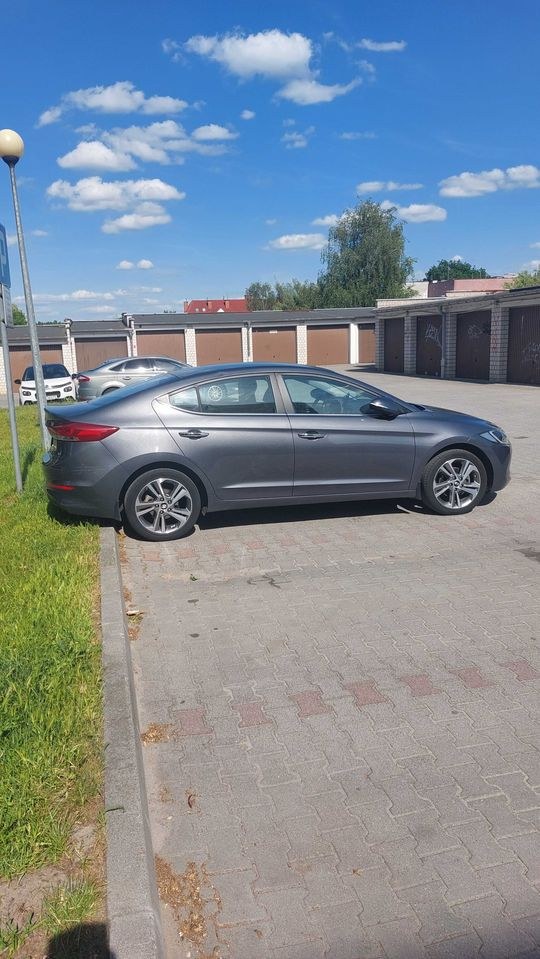 هیوندای الانترا