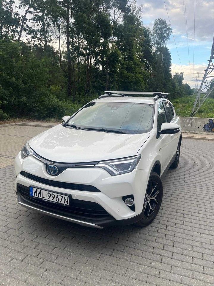 تویوتا RAV4