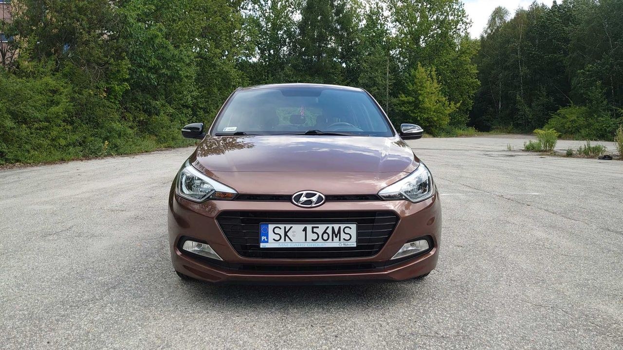 هیوندای i20