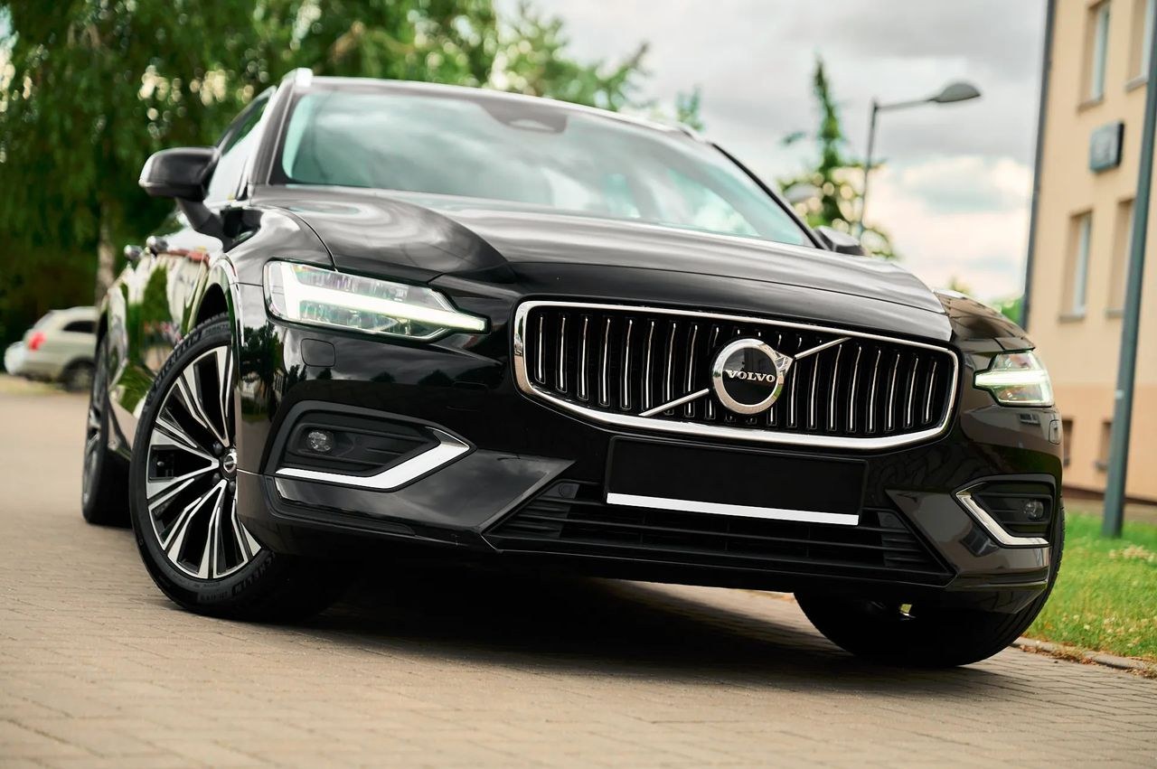 ولوو V60 B4 D گیرترونیک اینسکریپشن