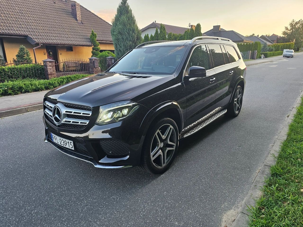 مرسدس بنز GLS 350 d 4-Matic