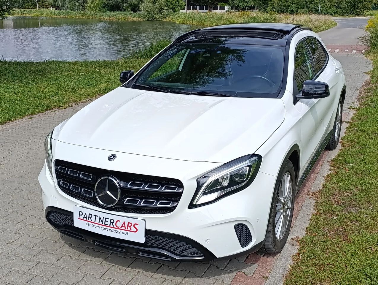 مرسدس بنز GLA 200 7G-DCT