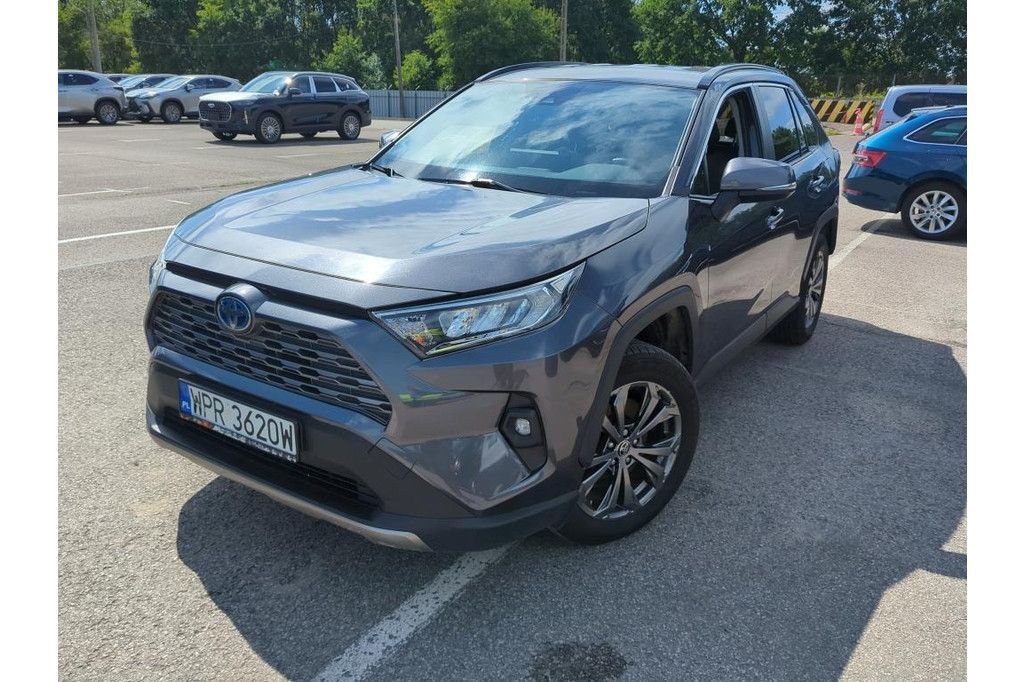 تویوتا RAV4