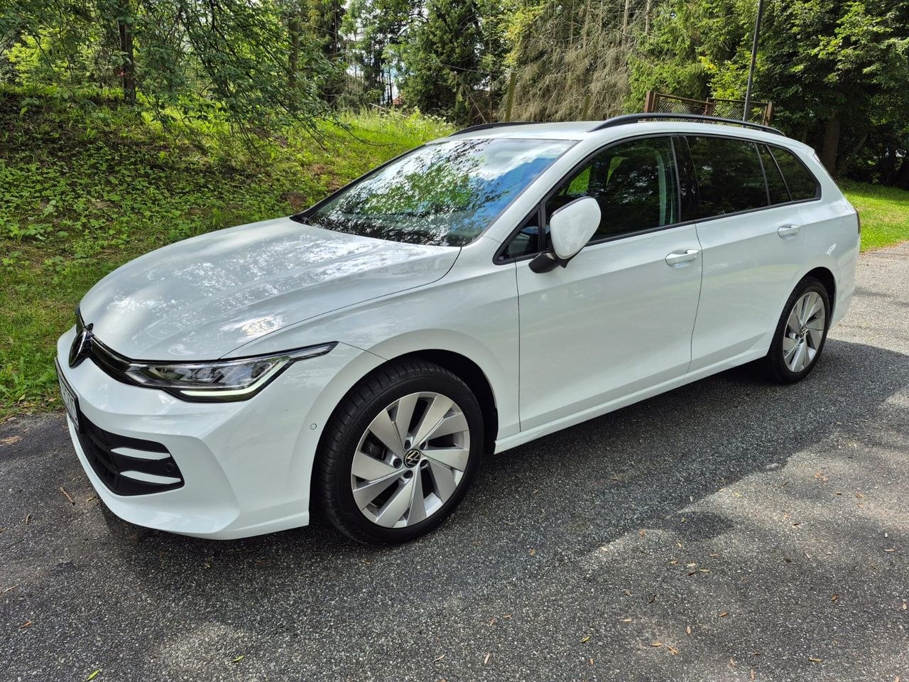 فولکس واگن گلف 1.5 TSI Life Plus