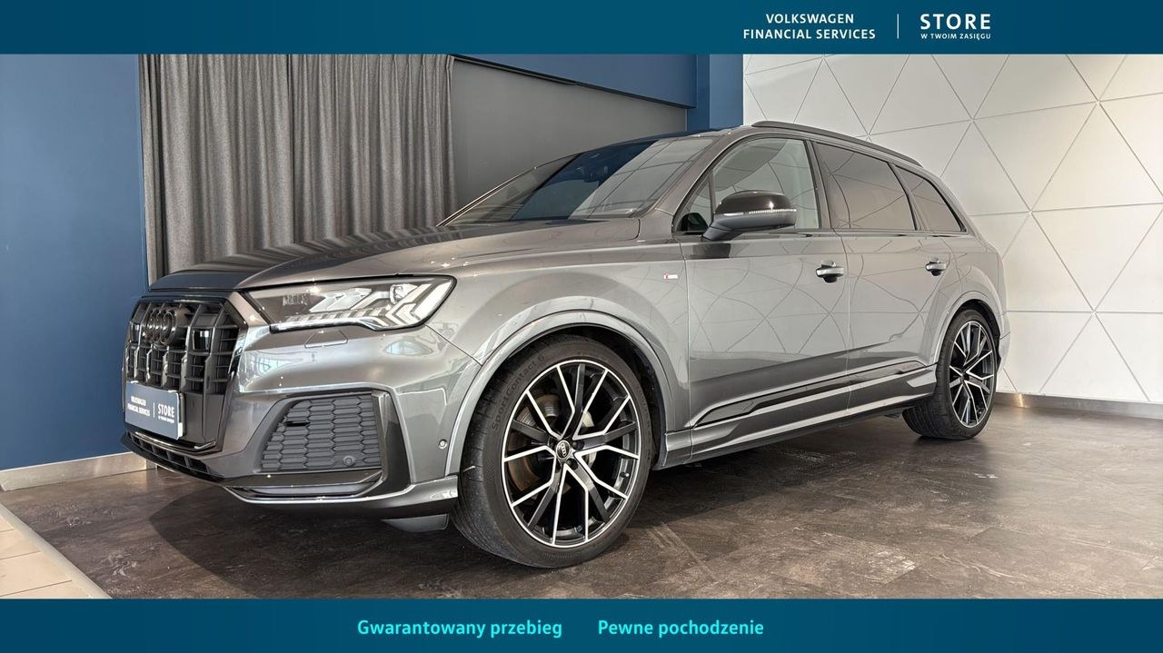 آئودی Q7 50 TDI mHEV کواترو اس لاین Tiptr