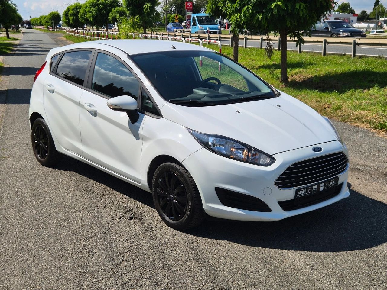 فورد فیستا 1.5 TDCi اکونتیک ترند ASS