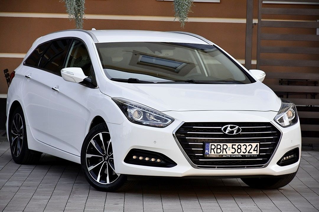 هیوندای i40 1.7 CRDi پریمیوم