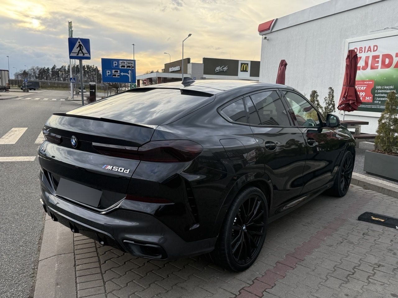 بی ام و X6M