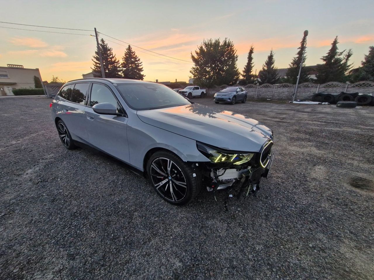 بی ام و سری 5 530e xDrive