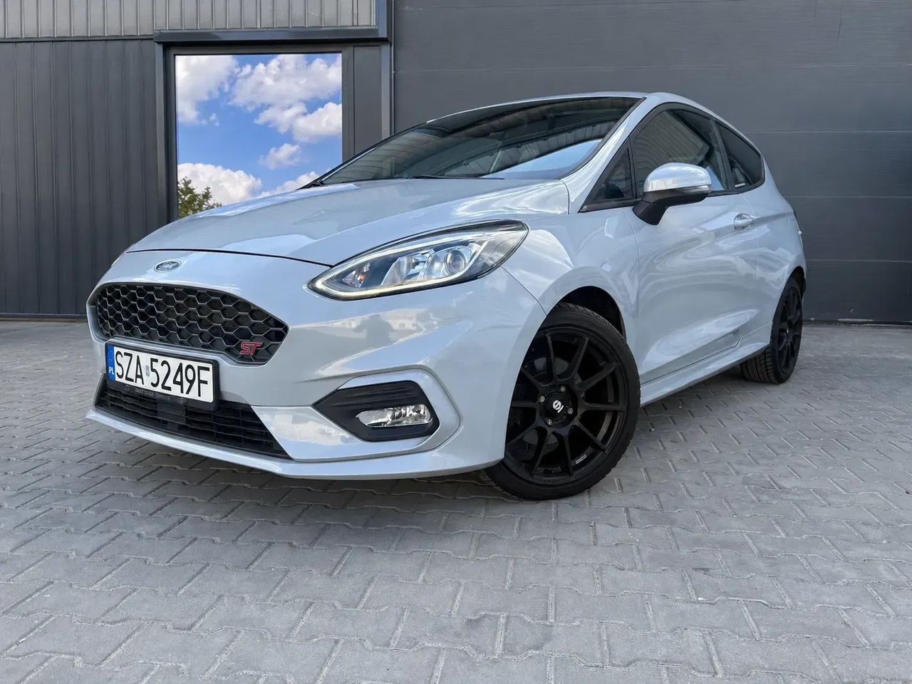 فورد فیستا 1.5 اکوبوست ST3 ASS