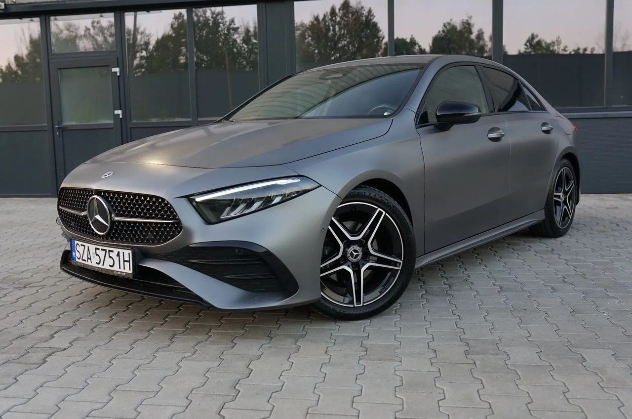 مرسدس بنز کلاس A 180 AMG لاین 7G-DCT